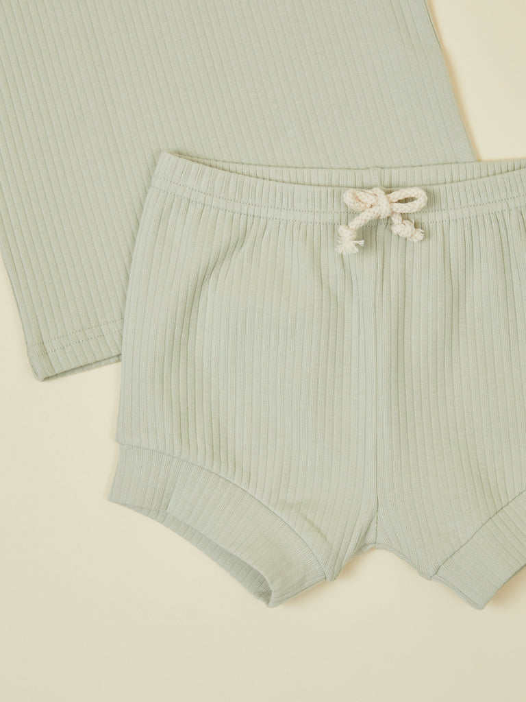 Gray Short Sleeve Pullover and Short Baby 2 Piece Set