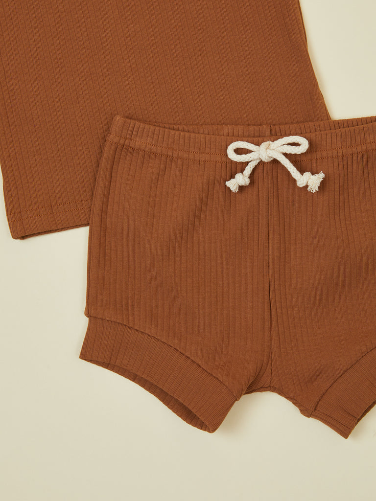 Baby brown short sleeve top and shorts 2 piece set