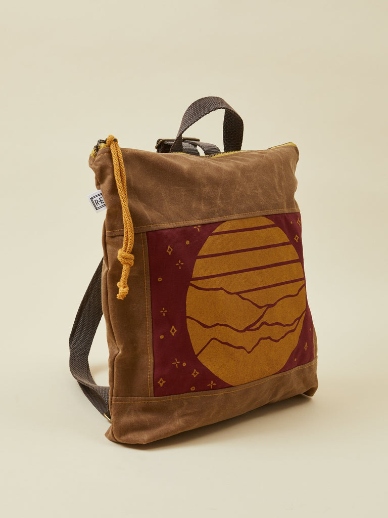 Brown Sunset Print Bucket Women's Backpack