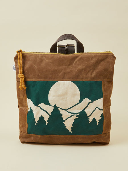 Brown mountain print women's backpack