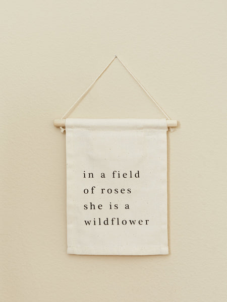 Black and White Print Wall Hanging Sign Décor