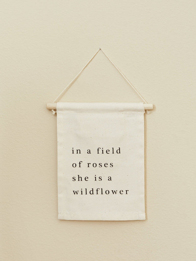 Black and White Print Wall Hanging Sign Décor