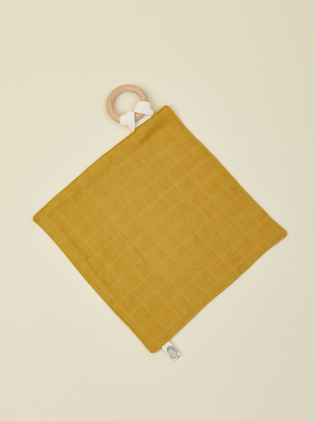 Muslin lovey with wooden teether ring