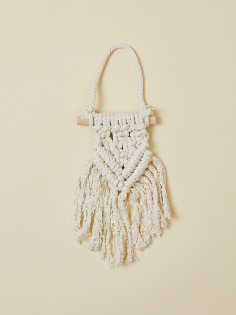 Mini Macramé Wall Hanging Décor
