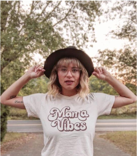 Light Beige Women's Graphic Short Sleeve T Shirt